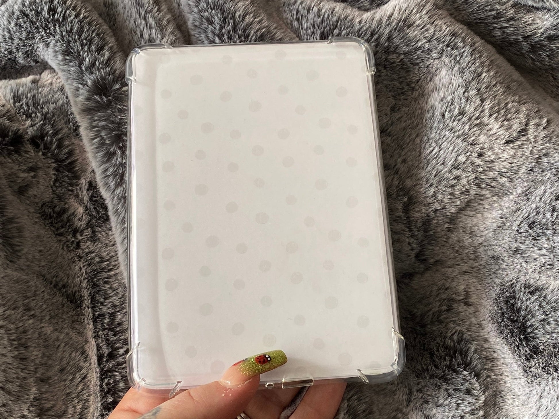 Grey Polka Dot Kindle Insert - The Feral Girls Club